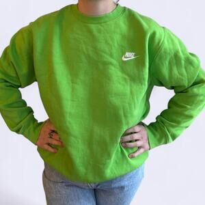 Nike crew neck sweatshirt men's medium green